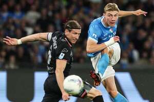 Napoli golea 4-0 a Cremonese y aplaza el Scudetto del Inter - Fútbol Internacional - ABC Color