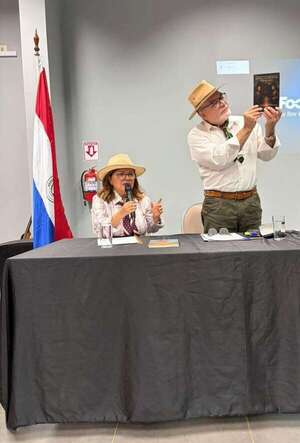 Hernandarias: presentan libros sobre la riqueza histórica de Santiago, Misiones - Nacionales - ABC Color
