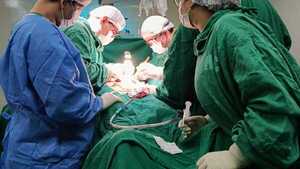 Paciente recibe trasplante renal tras 14 años de diálisis