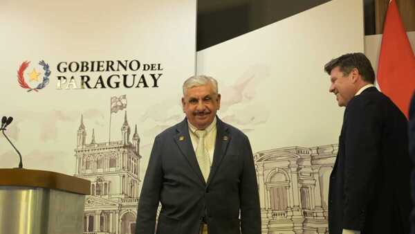 Primer cambio en el Consejo de IPS tras nombramiento de Isaías Fretes