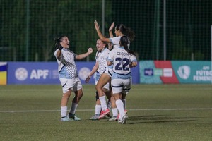 Libertad vence a un complicado Trinidense y se mantiene en la cima