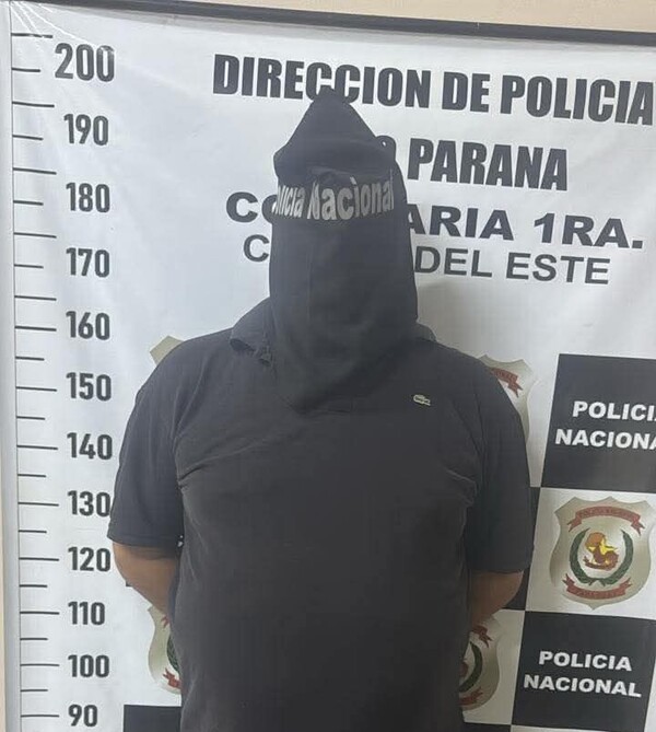 Joven logra pedir ayuda y es rescatada de un departamento en CDE