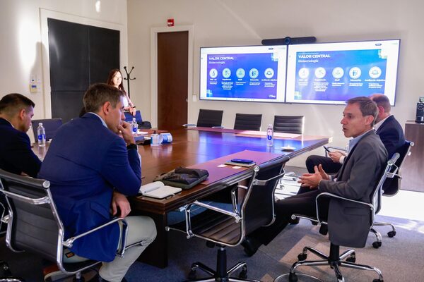 Paraguay en la mira: farmacéutica prepara inversión que integra agro e industria