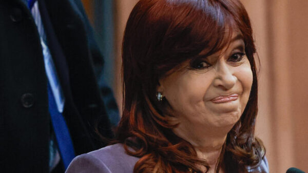Justicia argentina ordenó ejecutar bienes de Cristina Kirchner
