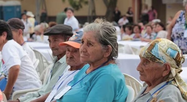 Desde el lunes 27, se suman más beneficiarios al Programa Pensión Alimentaria para Adultos Mayores