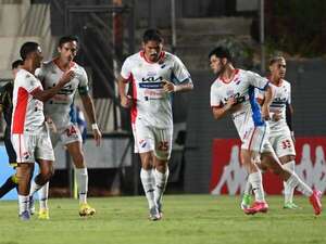 Video: El histórico gol 100 de Roque Santa Cruz en Liga - Nacional - ABC Color