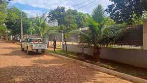 Perro pitbull agrede a su dueño y un vecino en Ciudad del Este