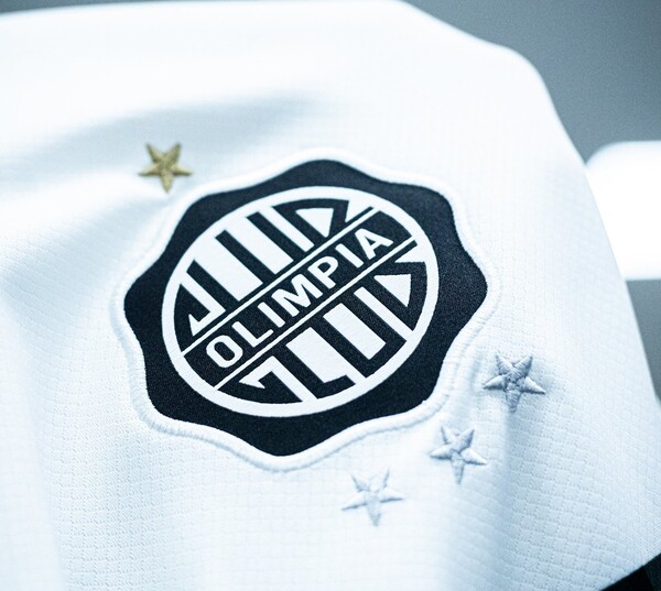 Olimpia lleva a FIFA a clubes argentinos por deudas y cheques sin valor