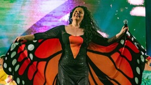 Myrian Beatriz, 30 años de canto: La persistencia de una identidad en tiempos de cambio