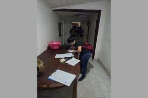 Cae un presunto microtraficante con drogas y cuaderno de ventas en Fernando de la Mora - Policiales - ABC Color