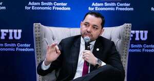 La Nación / “Las ciudades del futuro no se improvisan, se planifican”, dijo Bello ante líderes municipales