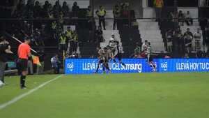 Libertad recupera la sonrisa ante Olimpia en un partidazo