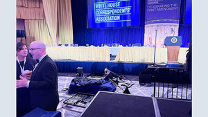 Evacúan a Trump tras tiroteo en cena de corresponsales en Washington