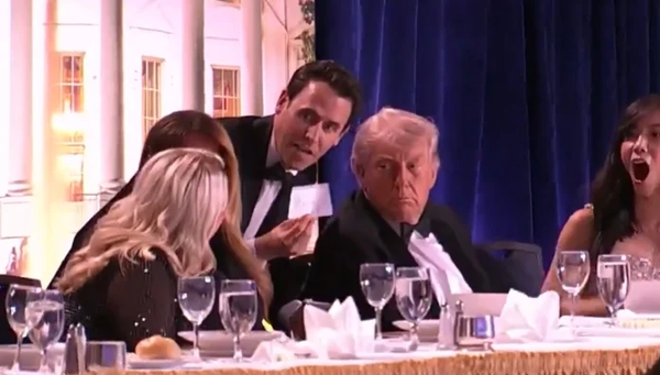 Servicio Secreto evacúa a Trump tras presuntos disparos en cena de corresponsales