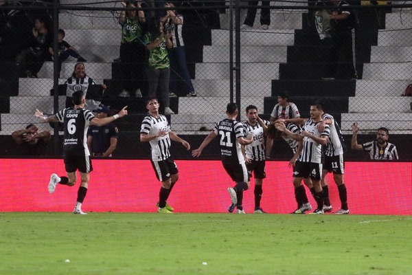 Libertad sorprende al propinarle una derrota a Olimpia