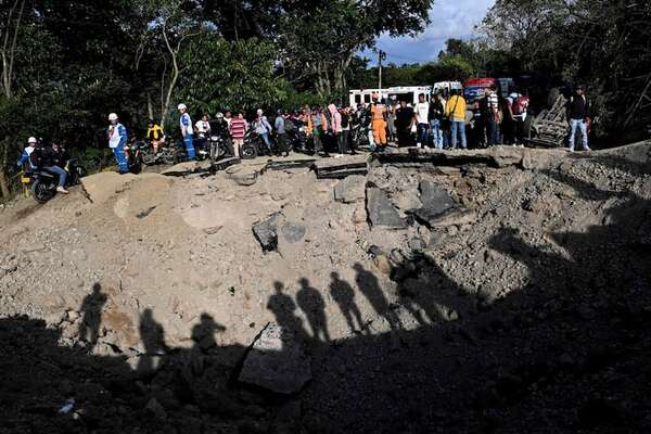 Gobierno paraguayo condena ataque guerrillero en Colombia con 14 muertos y 38 heridos - Política - ABC Color