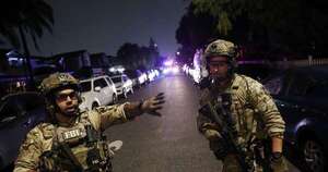 La Nación / Luego de que anoche atacante abriera fuego en gala con Trump, el FBI se despliega en California