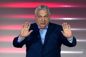 Saliente primer ministro de Hungría anuncia que no ocupará su escaño en el Parlamento