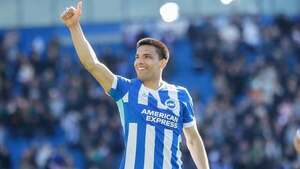 Popular / ¡Mirá cómo Diego Gómez se recupera a lo paraguayoite con ayuda de su novia!