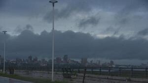 Lluvias abarcarán casi todo el país este domingo y bajaría la temperatura