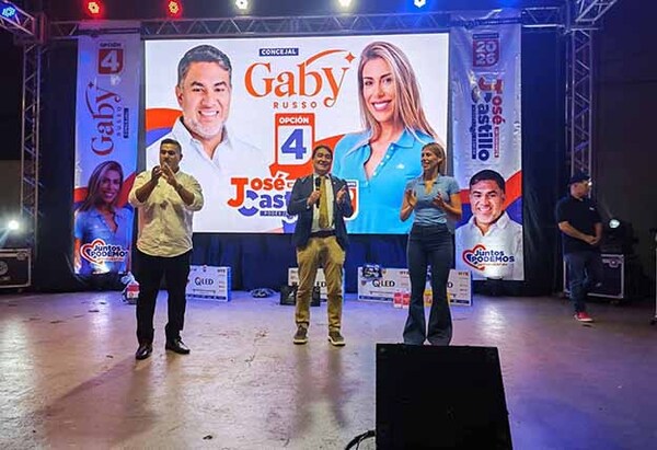 Hernandarias vibra con el lanzamiento de Gaby Russo y el proyecto «Podés Confiar» de José Castillo | DIARIO PRIMERA PLANA