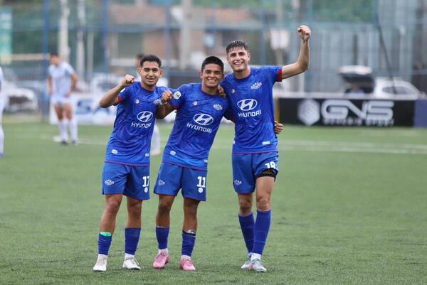 Solo victorias en la mañana dominical