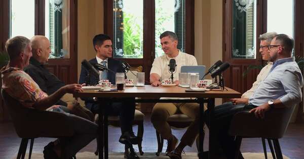 La Nación / Peña destaca a periodistas como “parte esencial de la democracia”