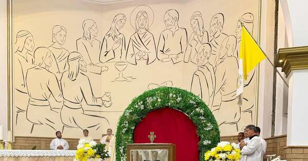 La Nación / Reliquia de San Francisco de Asís lleva voz de esperanza a Encarnación