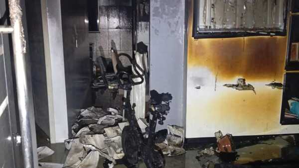 Joven denuncia que su expareja quemó su vivienda y automóvil | Unicanal