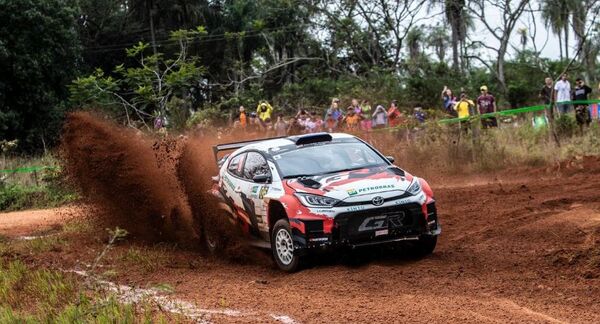 Popular / Galanti voló bajo en el barro, y se quedó con el Rally de Paraguarí