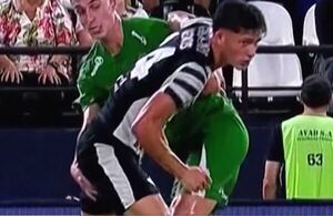 Popular / ¿Era para roja? ¡Mañamí dónde pa puso el dedo tie'y Juanfer Alfaro!