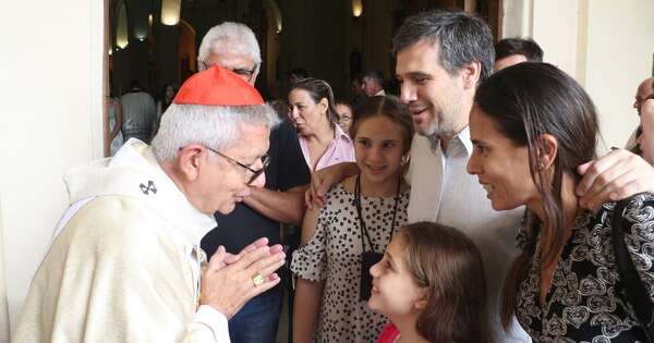 La Nación / El cardenal Adalberto Martínez resaltó a la familia como promotora del bien social y común