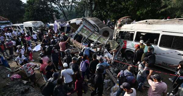 La Nación / Colombia: suman 20 los muertos en atentado