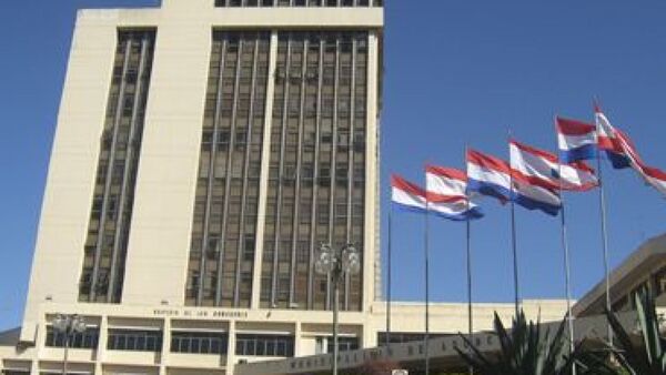 Más del 34% de colorados en Asunción votarán sin mirar el color