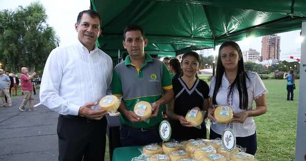 La Nación / MAG: cooperativa de San Pedro produce hasta 5.000 litros de leche por semana