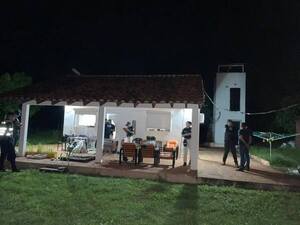 Asesinan a mujer alemana y encuentran su vehículo incinerado