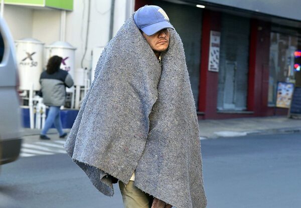 DESCENSO DE TEMPERATURA Y AMBIENTE FRESCO MARCAN EL INICIO DE LA SEMANA