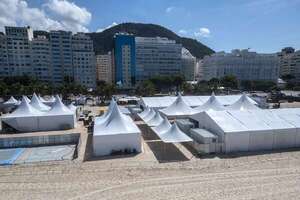 Muere un trabajador durante el montaje del escenario del concierto de Shakira en Río - Mundo - ABC Color