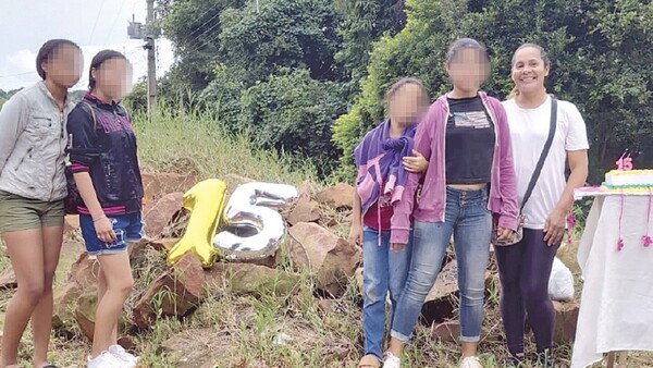 Torta, vals y pancheada en quince de las piedras