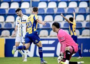 Iván Maggi puso al hombro a Luqueño •