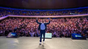 Ovación en México: Antonio Porcelli Piussi deslumbra a 8.000 personas en el Congreso Mundial de Psicología y Psicoterapia 6.0