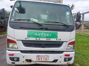 Delincuentes balean camión repartidor en fallido asalto en San Alfredo - Concepción al Día