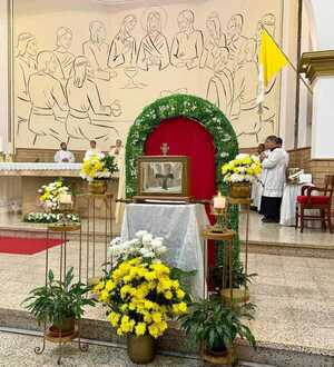 Popular / Reliquia de San Francisco trajo esperanza a la "Perla del Sur"