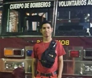Popular / Atacan y matan a un bombero de un disparo en el pecho en presunto asalto