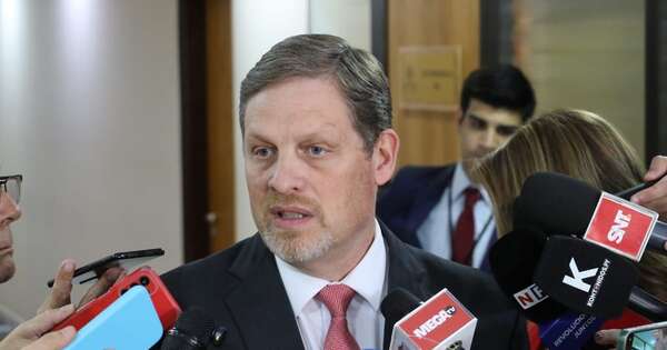 La Nación / Protección a periodistas: “Si ampliamos el mecanismo, no será aplicable”, dice Chase