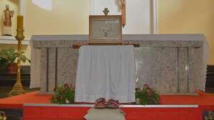 Reliquia de San Francisco de Asís llegó a Encarnación y continúa su visita por Itapúa - Nacionales - ABC Color