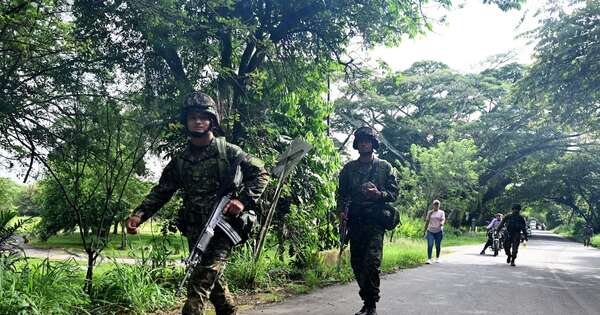 La Nación / Colombia registra la arremetida guerrillera más letal en décadas