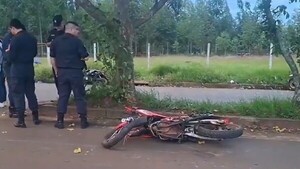 Un muerto y dos heridos tras choque entre dos motocicletas en Encarnación