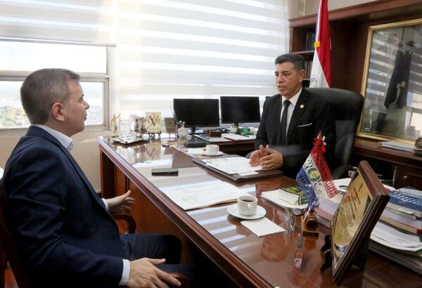 Corte y ANEAES coordinan acciones para endurecer la verificación de títulos y garantizar la calidad en el ejercicio del Derech