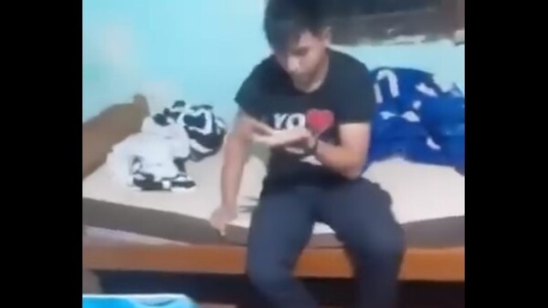 ¿Abuso o disciplina? Filman a policía en su hora de descanso para humillarlo ante camaradas